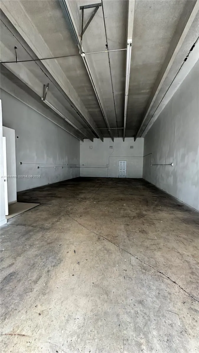 9325 W Okeechobee Rd 8, Hialeah Gardens, Florida 3, Hialeah Gardens, Florida 33016, ,Commercial Lease,For Rent,9325 W Okeechobee Rd 8, Hialeah Gardens, Florida 3,A11968995
