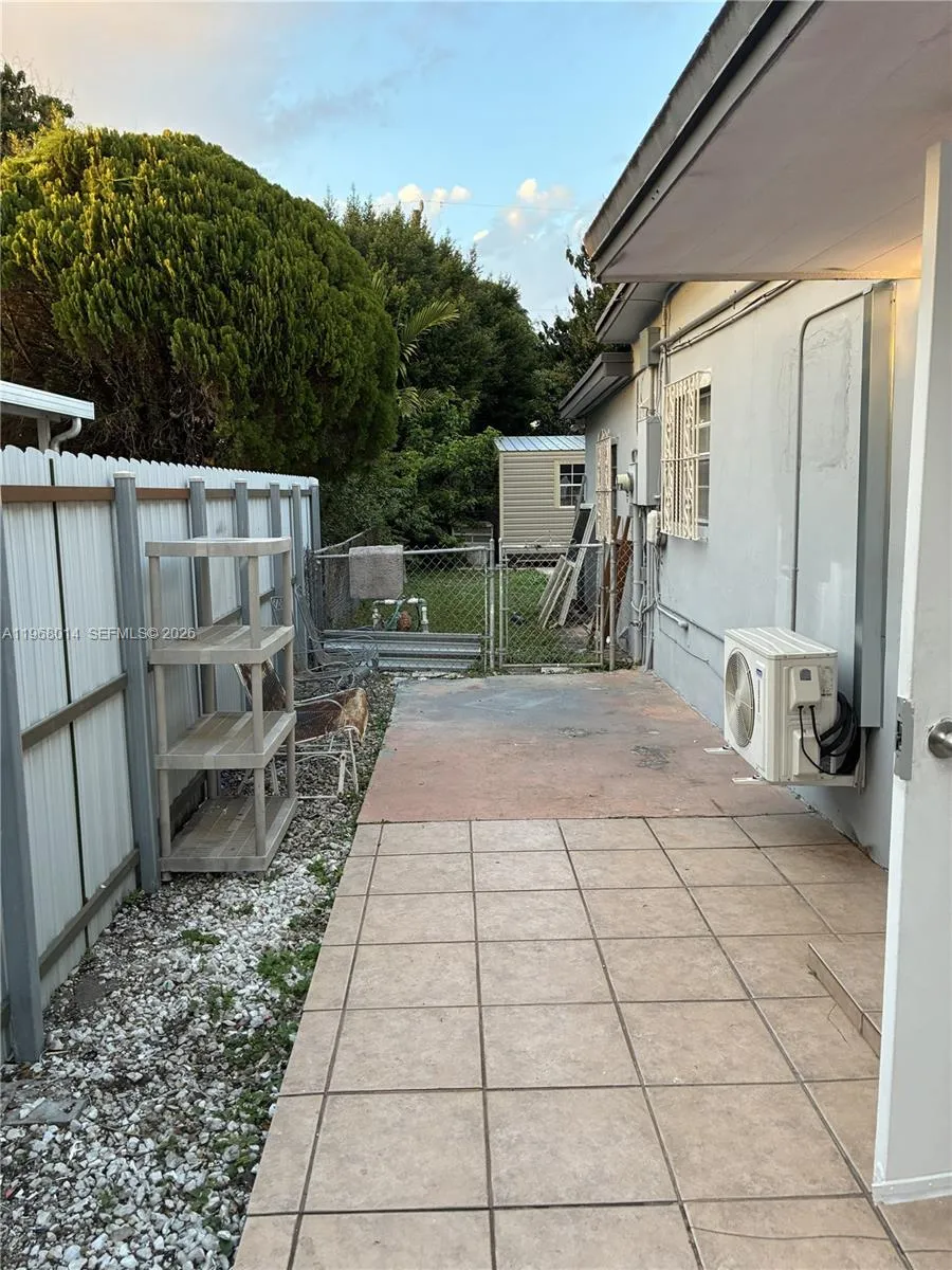 329 W 41st St 1, Hialeah, Florida 33012, Hialeah, Florida 33012, 1 Bedroom Bedrooms, ,1 BathroomBathrooms,Residential Lease,For Rent,329 W 41st St 1, Hialeah, Florida 33012,A11968014 329 W 41st St 1, Hialeah, Florida 33012, Hialeah, Florida 33012, 1 Bedroom Bedrooms, ,1 BathroomBathrooms,Residential Lease,For Rent,329 W 41st St 1, Hialeah, Florida 33012,A11968014