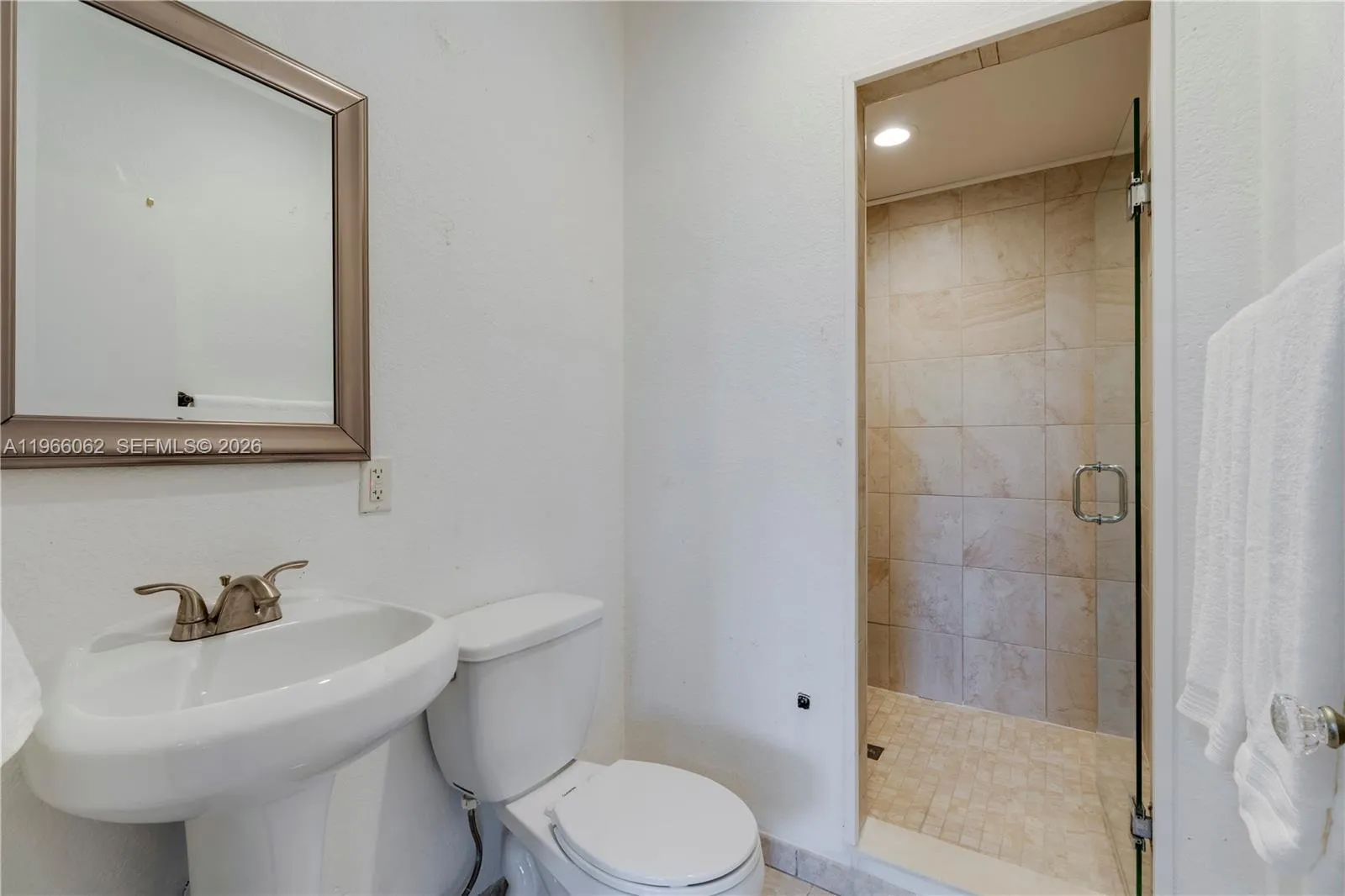 6235 Rolling Road Dr, Pinecrest, Florida 33156, Pinecrest, Florida 33156, 7 Bedrooms Bedrooms, ,6 BathroomsBathrooms,Residential,For Sale,6235 Rolling Road Dr, Pinecrest, Florida 33156,A11966062