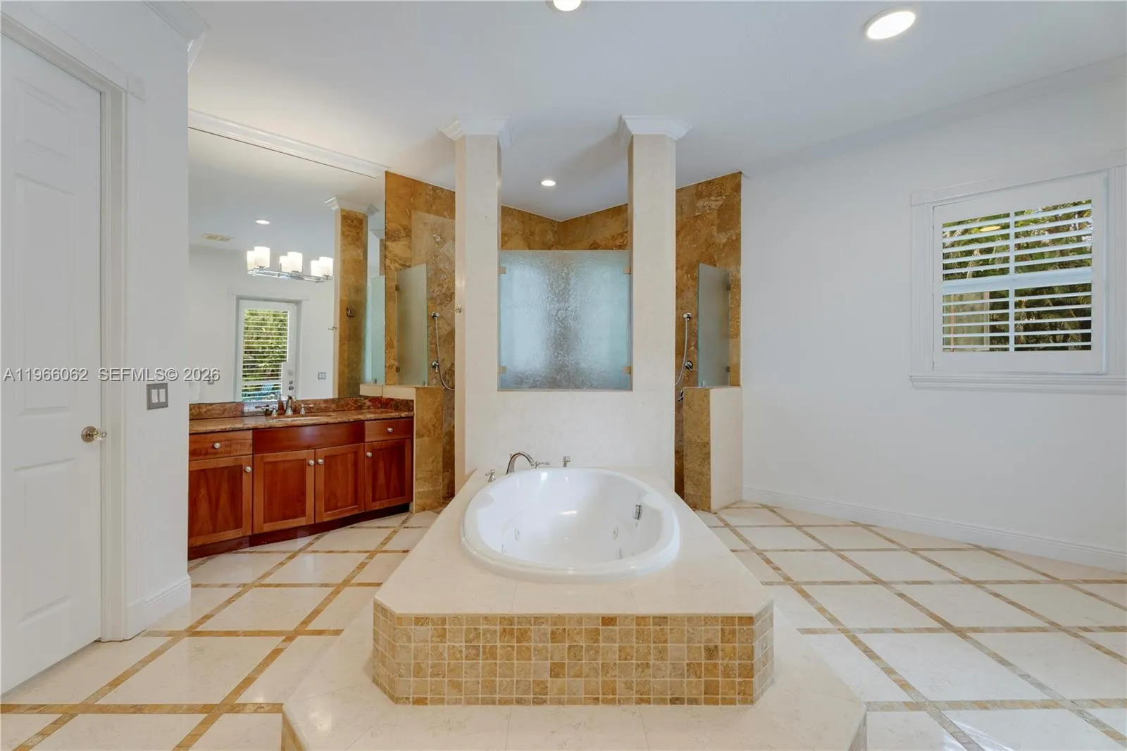 6235 Rolling Road Dr, Pinecrest, Florida 33156, Pinecrest, Florida 33156, 7 Bedrooms Bedrooms, ,6 BathroomsBathrooms,Residential,For Sale,6235 Rolling Road Dr, Pinecrest, Florida 33156,A11966062