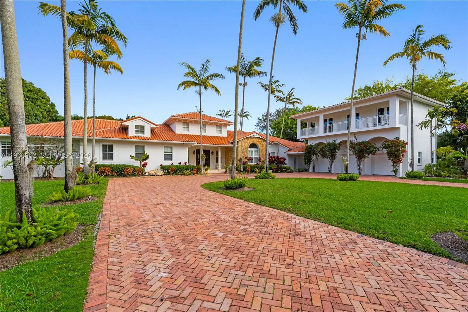 6235 Rolling Road Dr, Pinecrest, Florida 33156, Pinecrest, Florida 33156, 7 Bedrooms Bedrooms, ,6 BathroomsBathrooms,Residential,For Sale,6235 Rolling Road Dr, Pinecrest, Florida 33156,A11966062