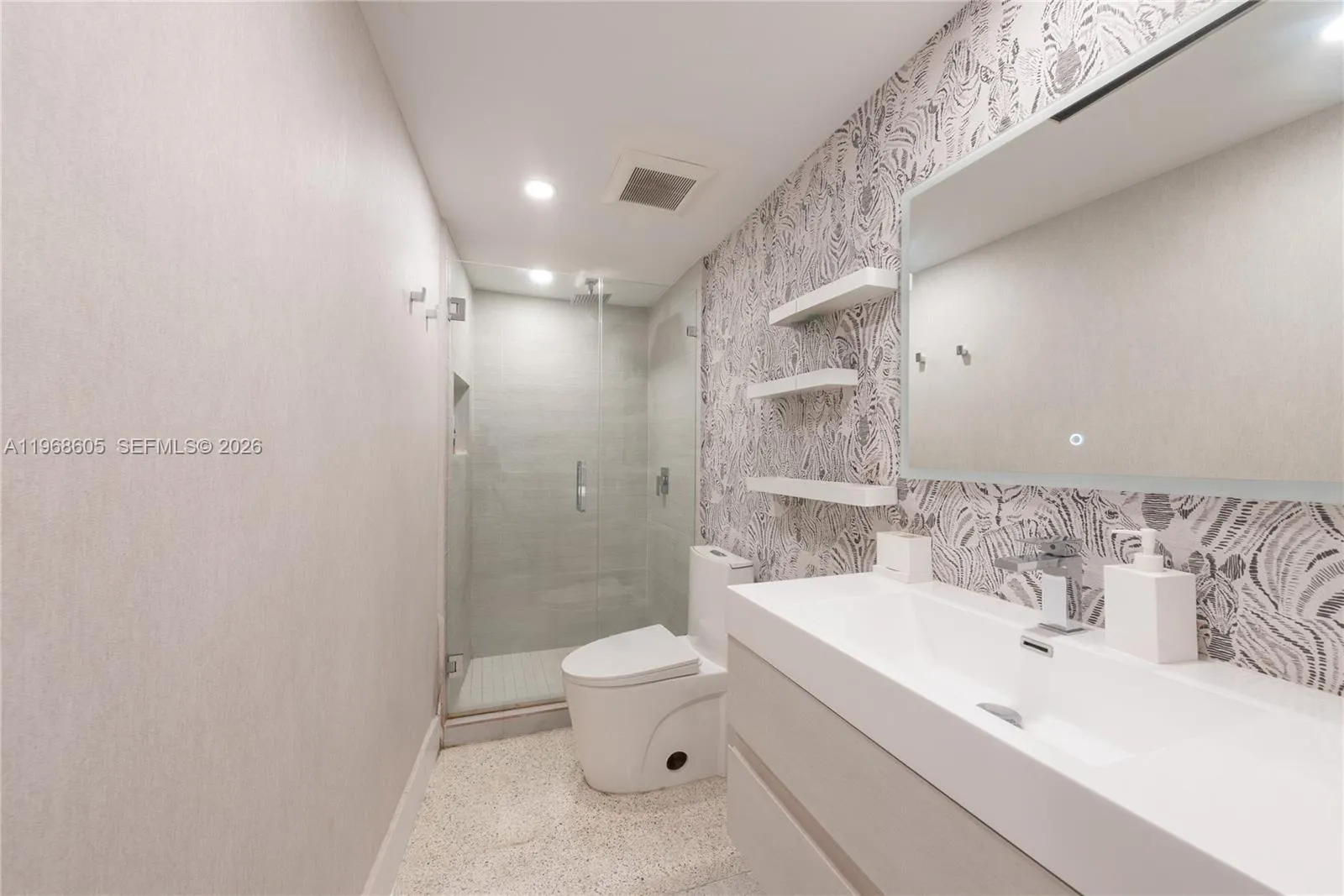 151 Crandon Blvd 939, Key Biscayne, Florida 33149, Key Biscayne, Florida 33149, 3 Bedrooms Bedrooms, ,3 BathroomsBathrooms,Residential Lease,For Rent,151 Crandon Blvd 939, Key Biscayne, Florida 33149,A11968605