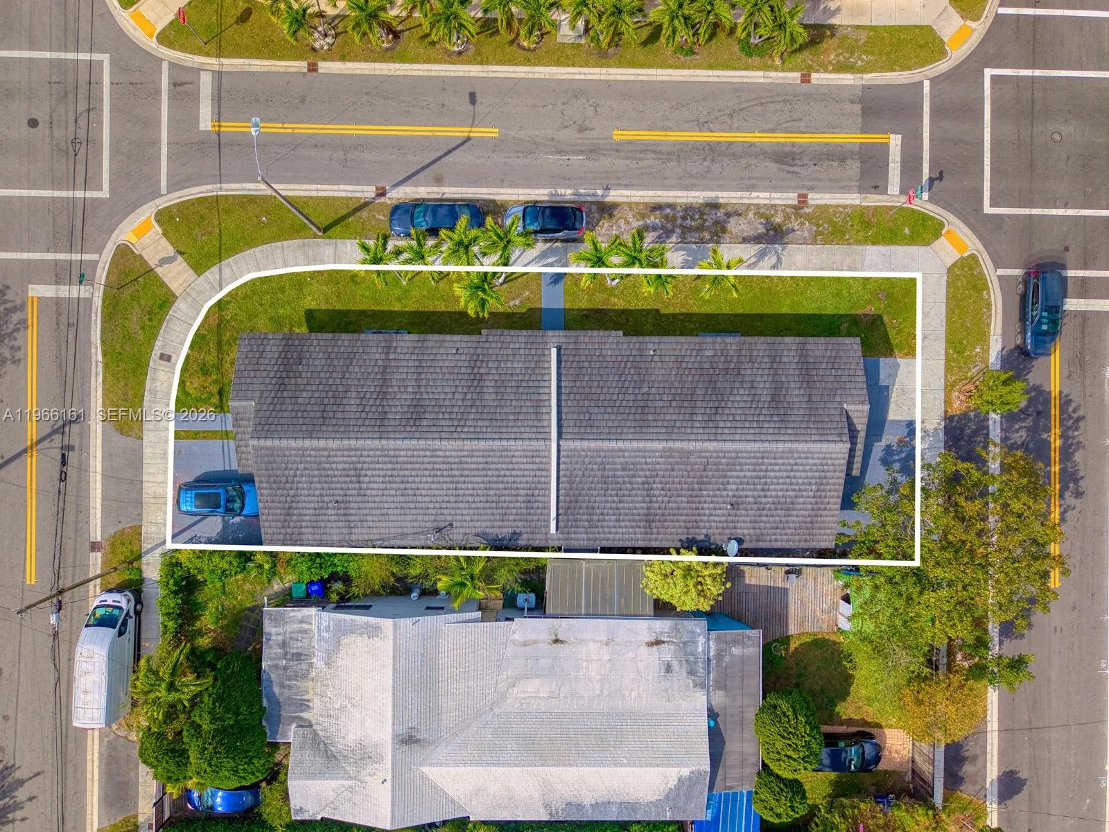 2841 Sw 24th Ter, Miami, Florida 33145, Miami, Florida 33145, ,Residential Income,For Sale,2841 Sw 24th Ter, Miami, Florida 33145,A11966161