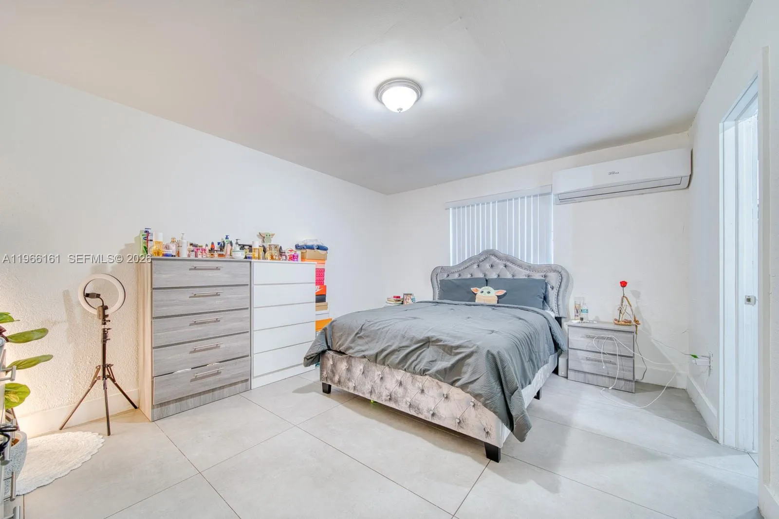 2841 Sw 24th Ter, Miami, Florida 33145, Miami, Florida 33145, ,Residential Income,For Sale,2841 Sw 24th Ter, Miami, Florida 33145,A11966161