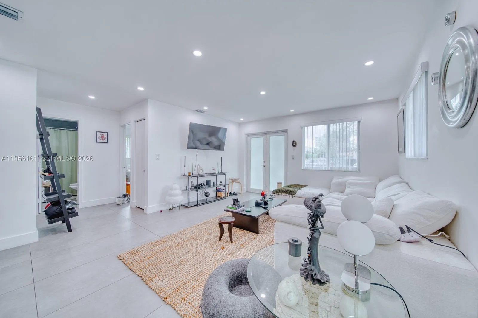 2841 Sw 24th Ter, Miami, Florida 33145, Miami, Florida 33145, ,Residential Income,For Sale,2841 Sw 24th Ter, Miami, Florida 33145,A11966161
