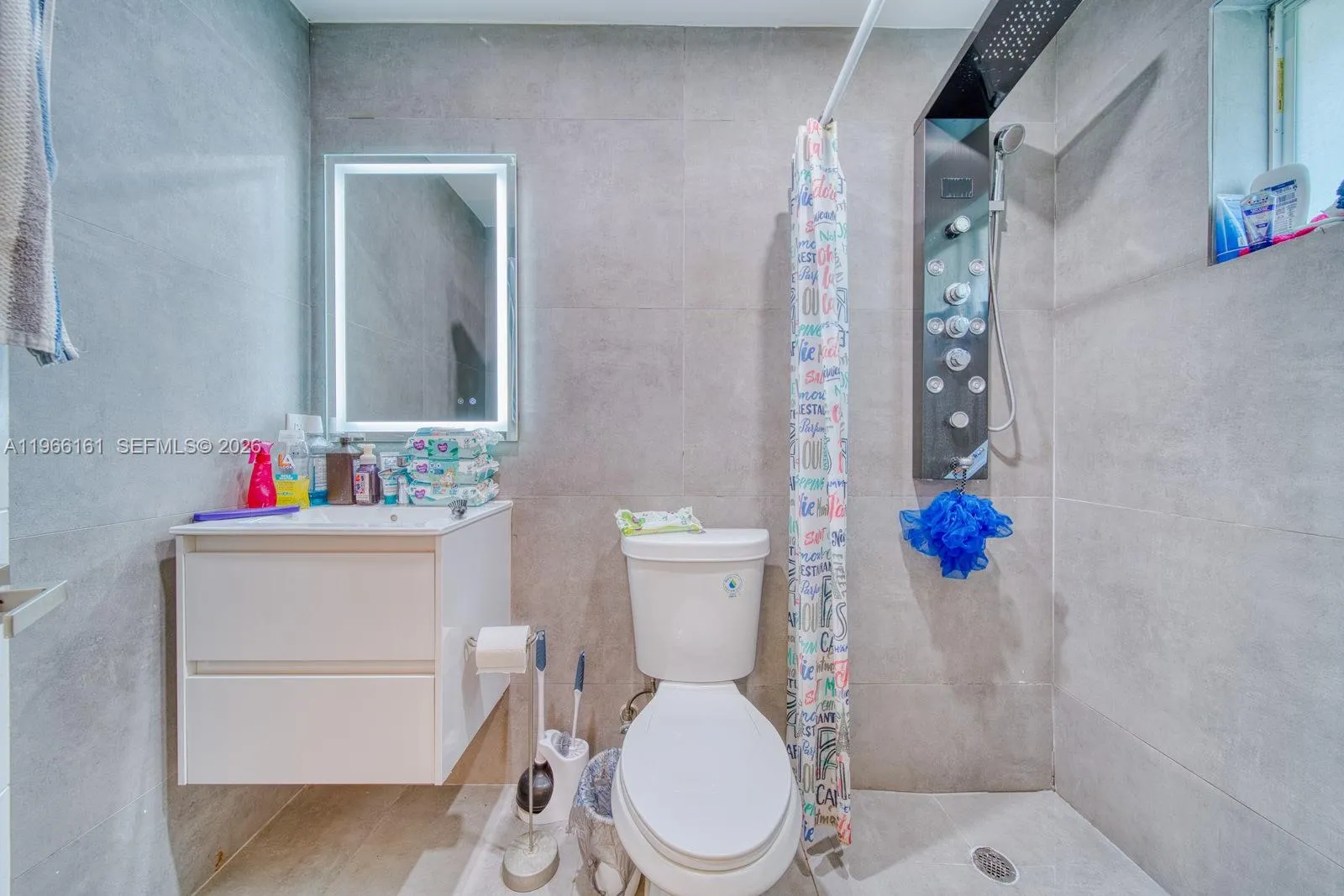 2841 Sw 24th Ter, Miami, Florida 33145, Miami, Florida 33145, ,Residential Income,For Sale,2841 Sw 24th Ter, Miami, Florida 33145,A11966161