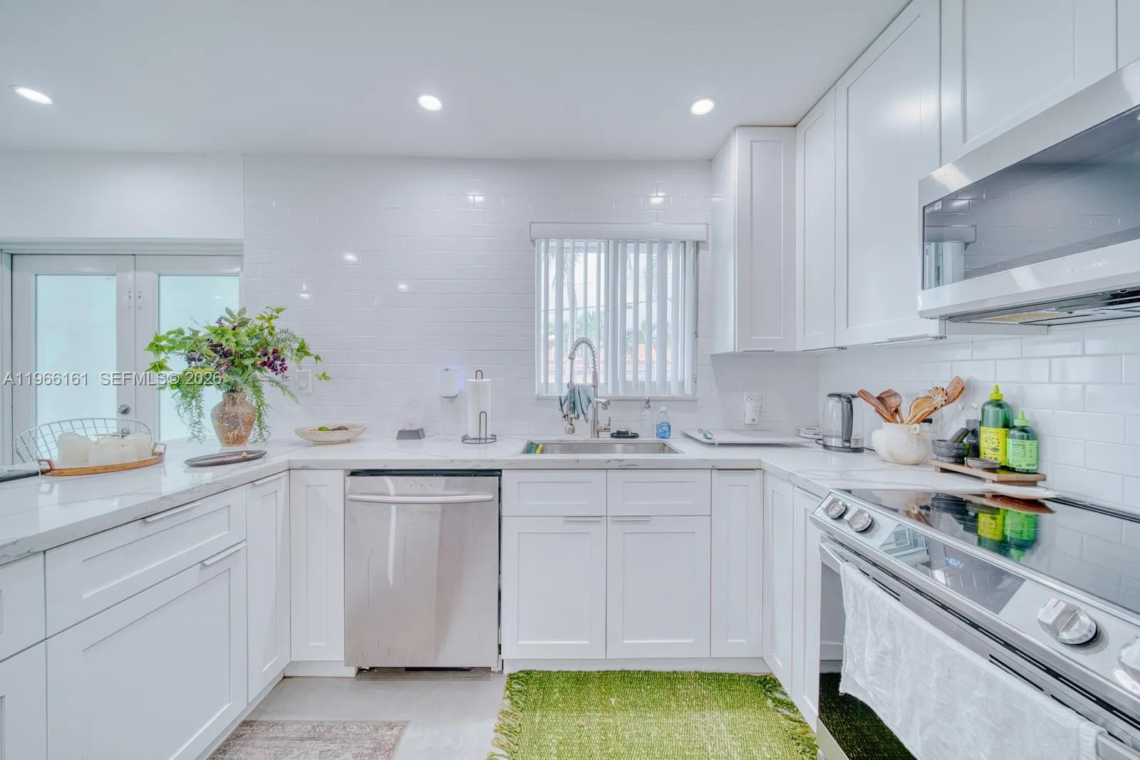 2841 Sw 24th Ter, Miami, Florida 33145, Miami, Florida 33145, ,Residential Income,For Sale,2841 Sw 24th Ter, Miami, Florida 33145,A11966161