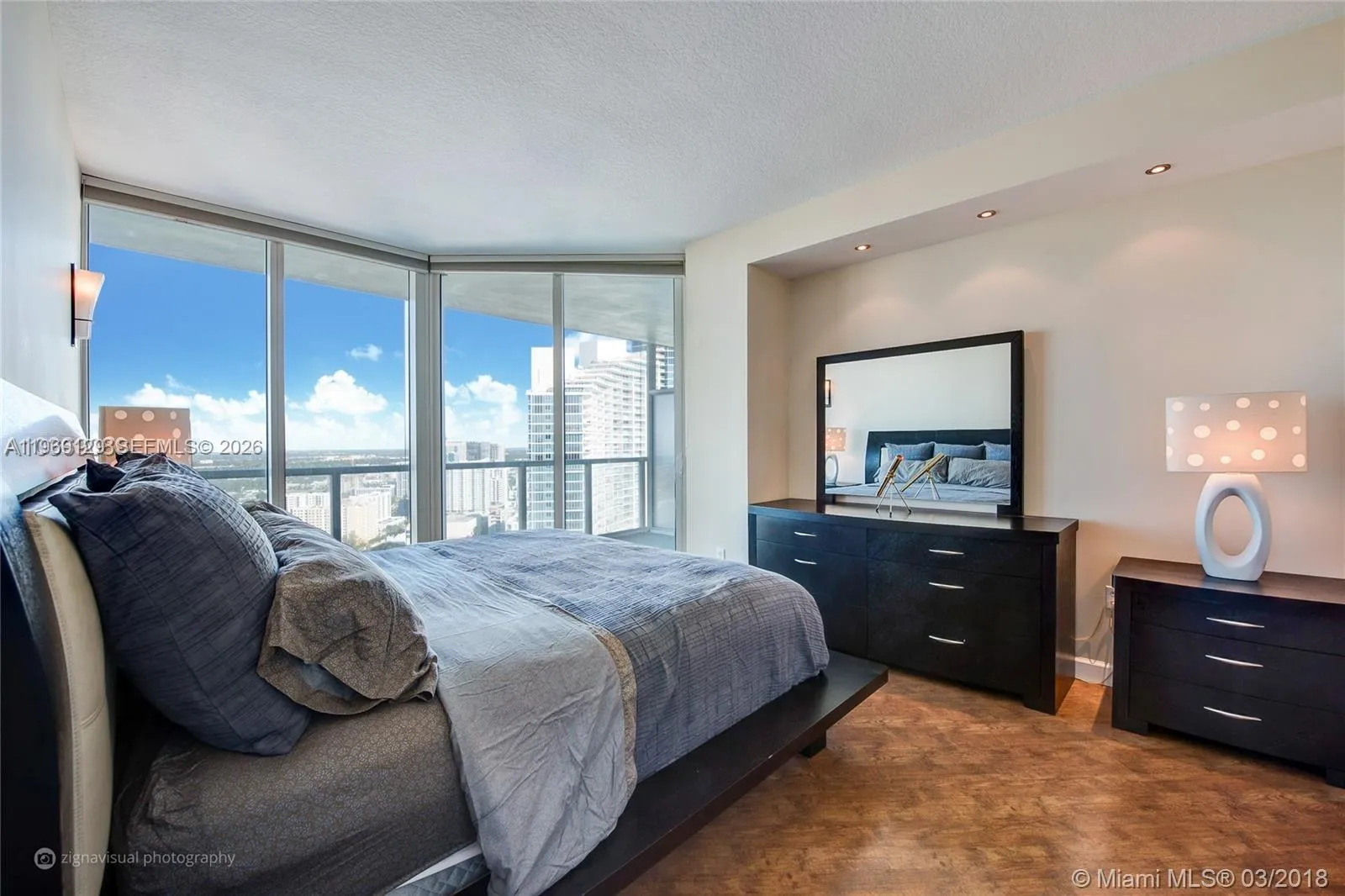 1900 N Bayshore Dr 3218, Miami, Florida 33132, Miami, Florida 33132, 2 Bedrooms Bedrooms, ,2 BathroomsBathrooms,Residential Lease,For Rent,1900 N Bayshore Dr 3218, Miami, Florida 33132,A11969129