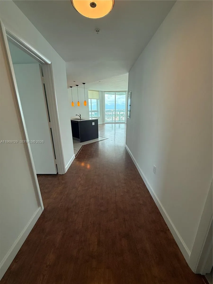 1900 N Bayshore Dr 3218, Miami, Florida 33132, Miami, Florida 33132, 2 Bedrooms Bedrooms, ,2 BathroomsBathrooms,Residential Lease,For Rent,1900 N Bayshore Dr 3218, Miami, Florida 33132,A11969129