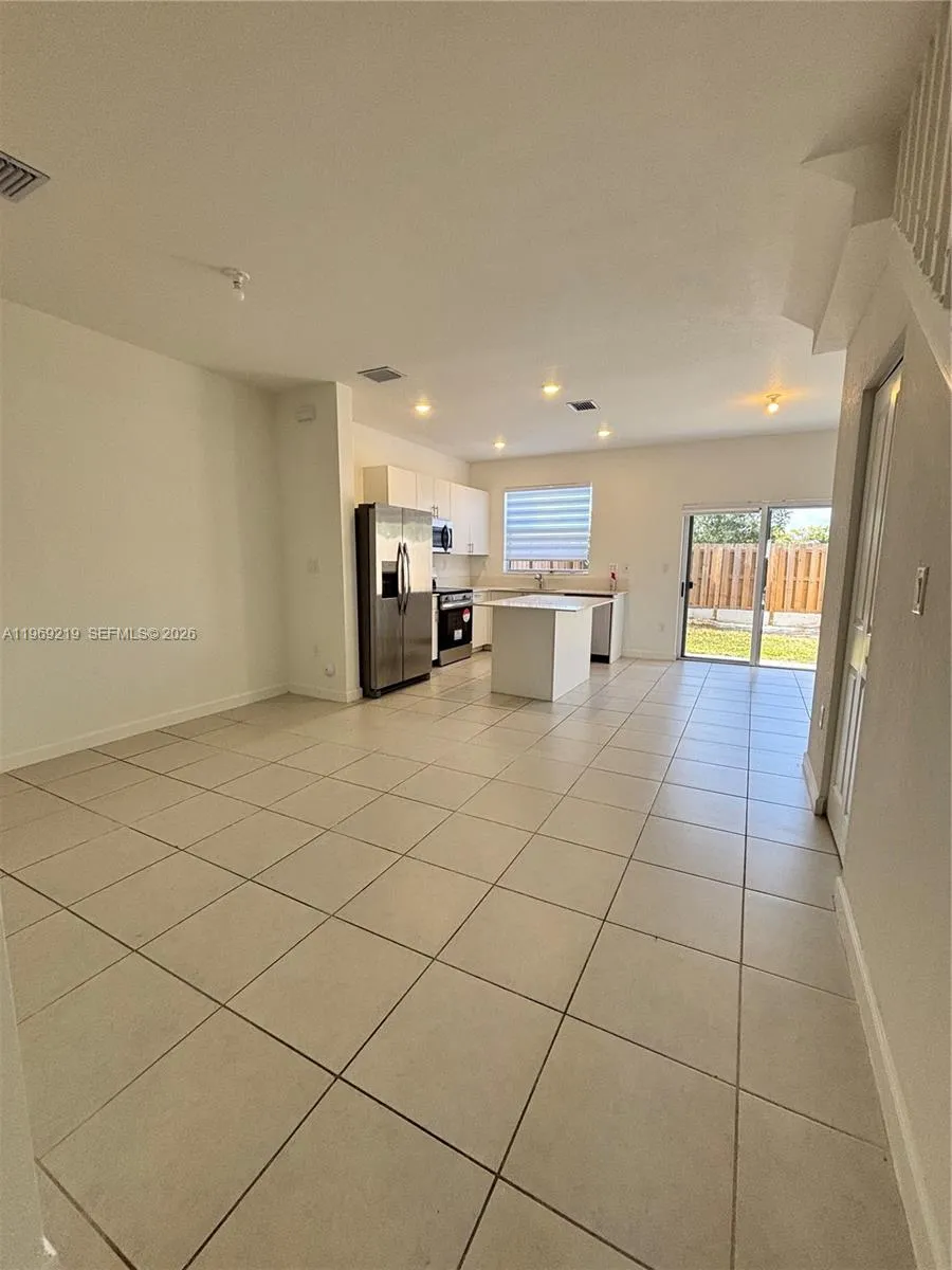 29228 Sw 163rd Ct, Homestead, Florida 33033, Homestead, Florida 33033, 3 Bedrooms Bedrooms, ,3 BathroomsBathrooms,Residential Lease,For Rent,29228 Sw 163rd Ct, Homestead, Florida 33033,A11969219