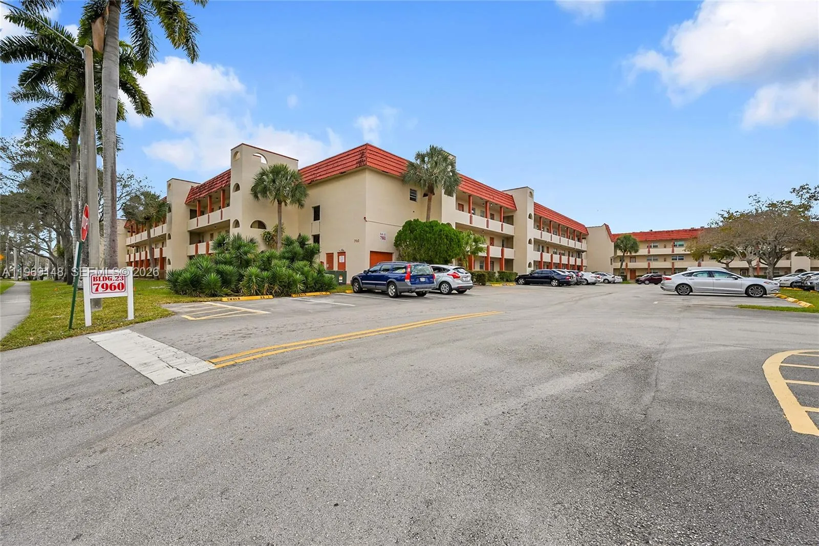7960 N Sunrise Lakes Dr 311, Sunrise, Florida 3332, Sunrise, Florida 33322, 2 Bedrooms Bedrooms, ,2 BathroomsBathrooms,Residential,For Sale,7960 N Sunrise Lakes Dr 311, Sunrise, Florida 3332,A11969148