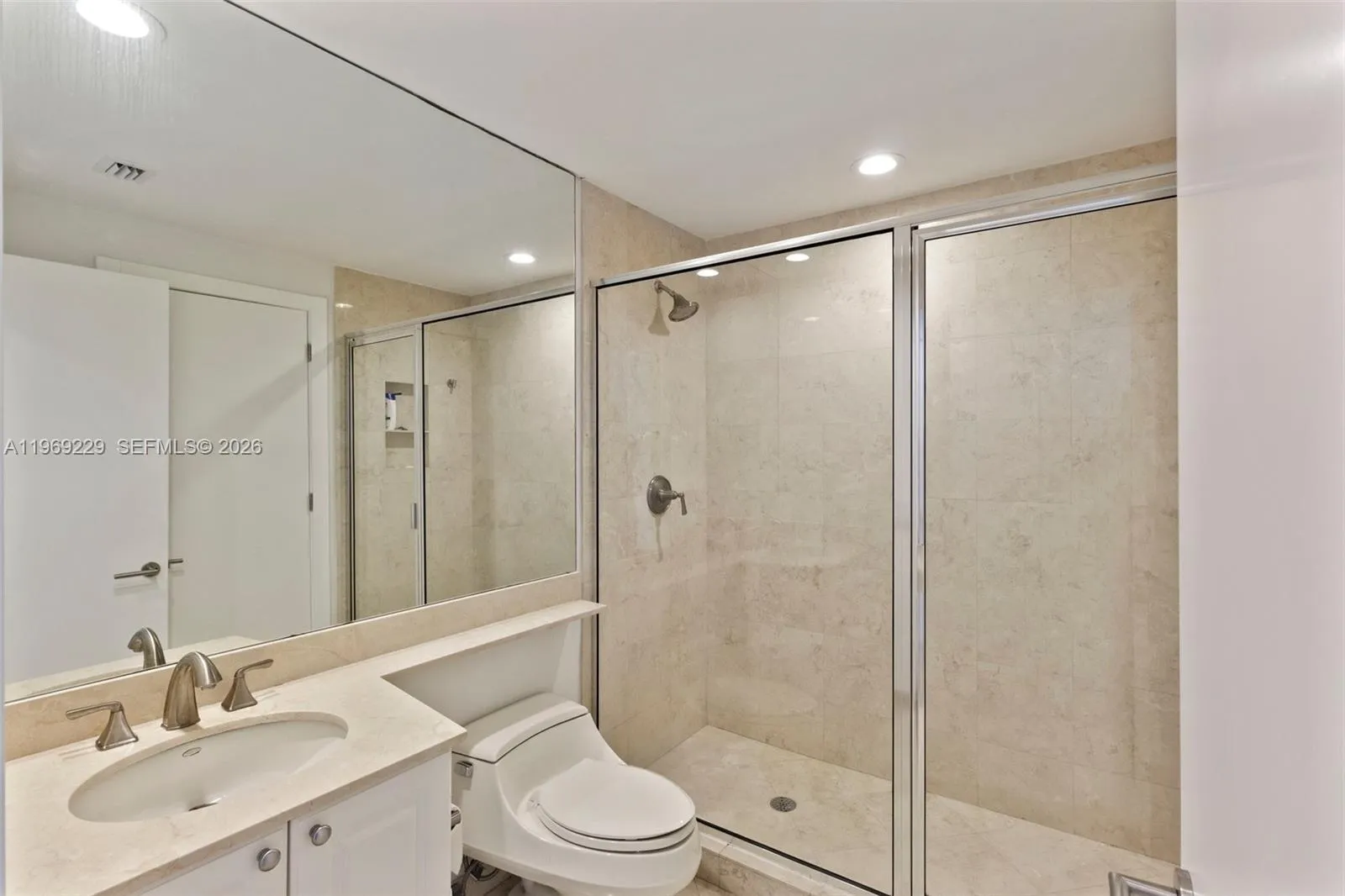 749 Crandon Bl 411, Key Biscayne, Florida 33149, Key Biscayne, Florida 33149, 3 Bedrooms Bedrooms, ,3 BathroomsBathrooms,Residential Lease,For Rent,749 Crandon Bl 411, Key Biscayne, Florida 33149,A11969229