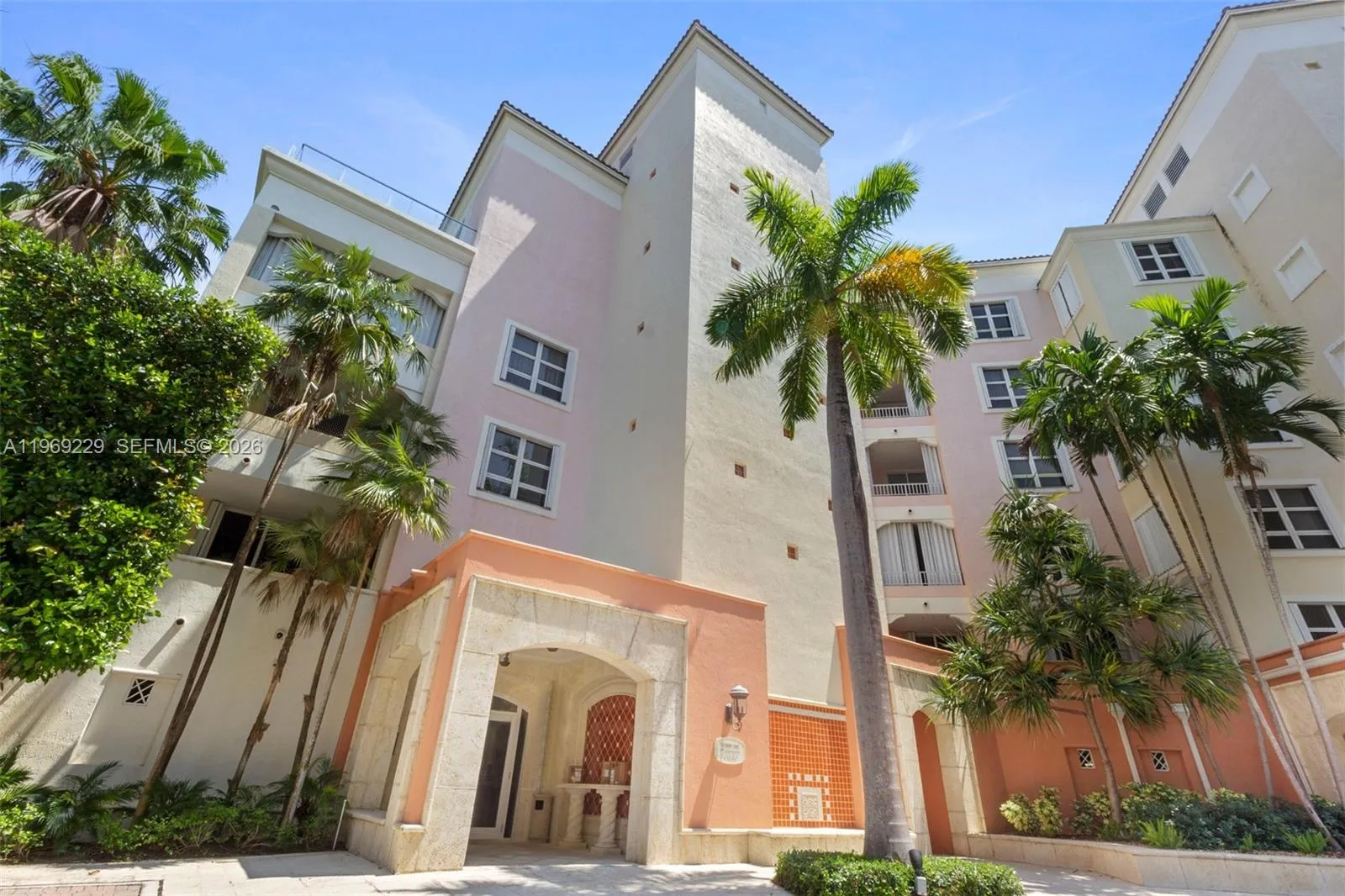 749 Crandon Bl 411, Key Biscayne, Florida 33149, Key Biscayne, Florida 33149, 3 Bedrooms Bedrooms, ,3 BathroomsBathrooms,Residential Lease,For Rent,749 Crandon Bl 411, Key Biscayne, Florida 33149,A11969229