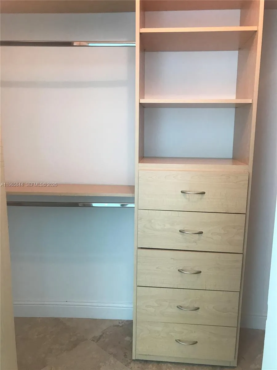 350 S Miami Ave 2114, Miami, Florida 33130, Miami, Florida 33130, 2 Bedrooms Bedrooms, ,2 BathroomsBathrooms,Residential Lease,For Rent,350 S Miami Ave 2114, Miami, Florida 33130,A11965844