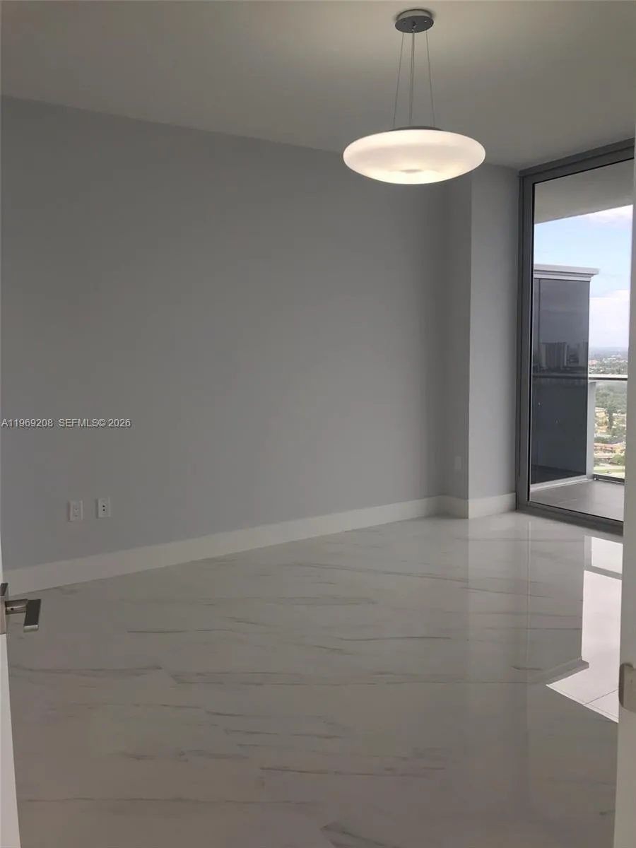 16385 Biscayne Blvd 2907, North Miami Beach, Flori, North Miami Beach, Florida 33160, 3 Bedrooms Bedrooms, ,3 BathroomsBathrooms,Residential Lease,For Rent,16385 Biscayne Blvd 2907, North Miami Beach, Flori,A11969208