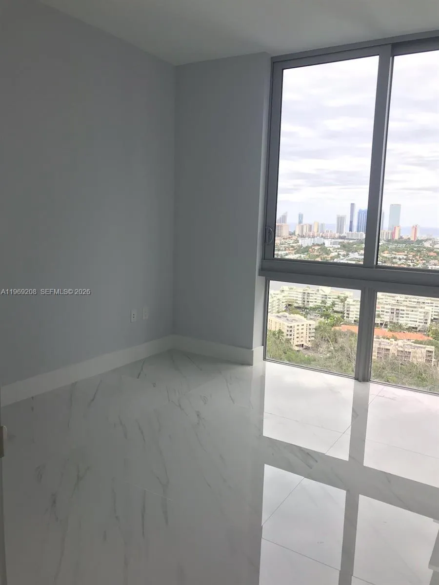 16385 Biscayne Blvd 2907, North Miami Beach, Flori, North Miami Beach, Florida 33160, 3 Bedrooms Bedrooms, ,3 BathroomsBathrooms,Residential Lease,For Rent,16385 Biscayne Blvd 2907, North Miami Beach, Flori,A11969208