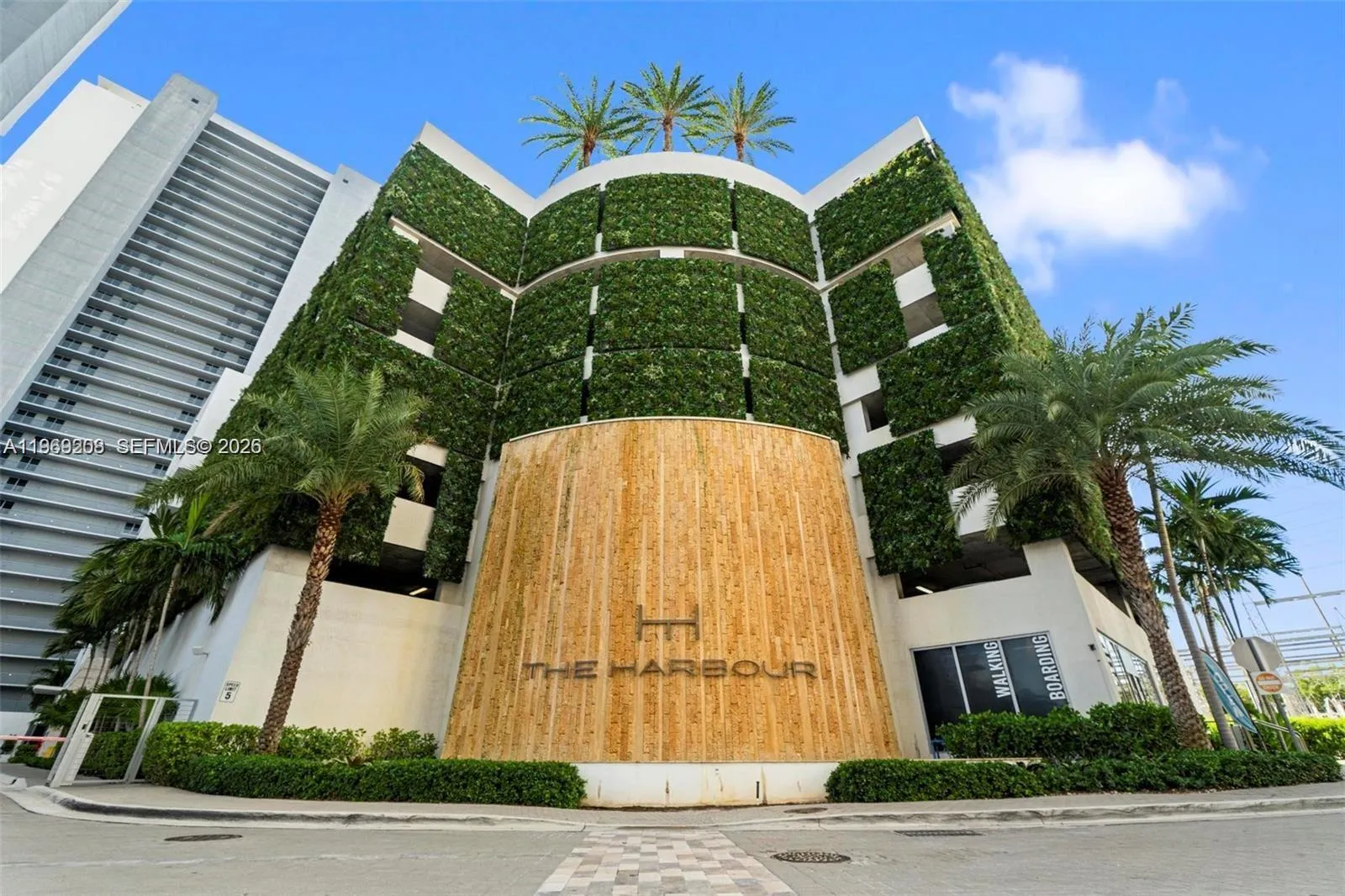 16385 Biscayne Blvd 2907, North Miami Beach, Flori, North Miami Beach, Florida 33160, 3 Bedrooms Bedrooms, ,3 BathroomsBathrooms,Residential Lease,For Rent,16385 Biscayne Blvd 2907, North Miami Beach, Flori,A11969208