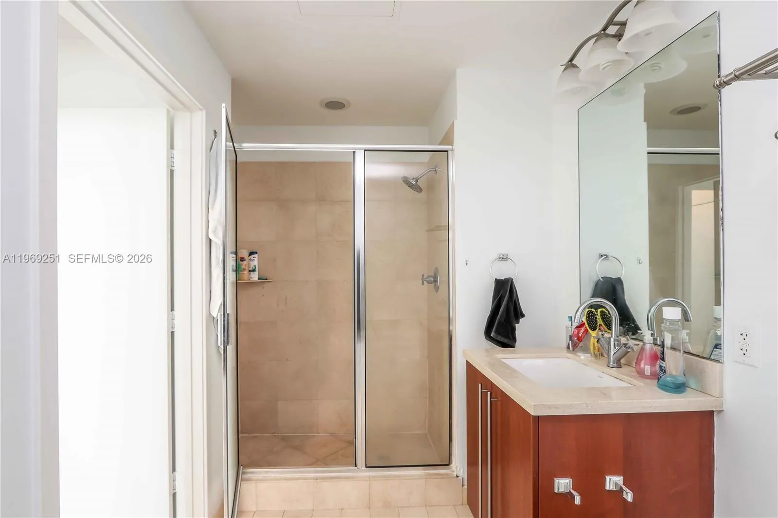 79 Sw 12th St 3002-s, Miami, Florida 33130, Miami, Florida 33130, 1 Bedroom Bedrooms, ,1 BathroomBathrooms,Residential Lease,For Rent,79 Sw 12th St 3002-s, Miami, Florida 33130,A11969251
