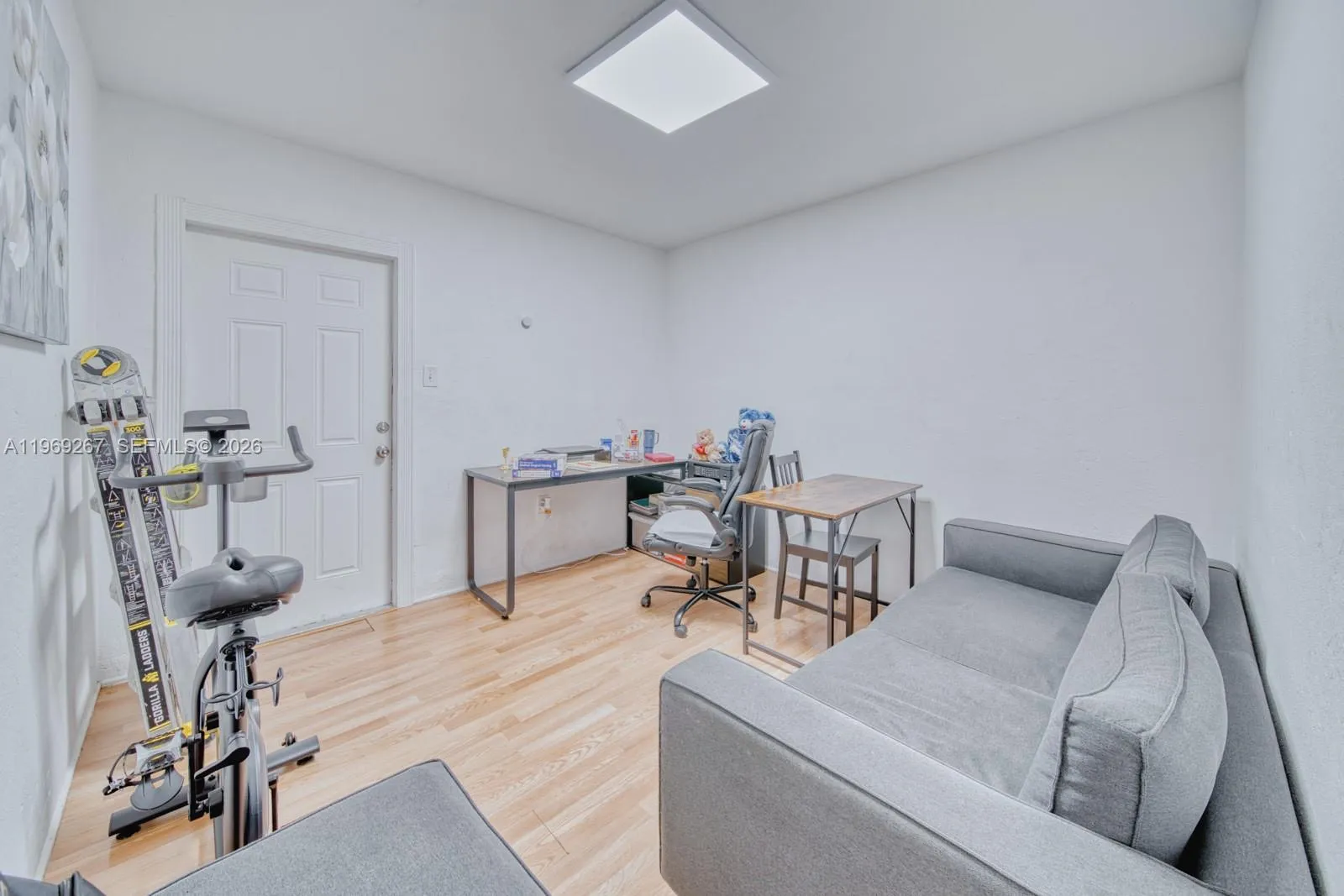 2171 Sw 21st St, Miami, Florida 33145, Miami, Florida 33145, 5 Bedrooms Bedrooms, ,4 BathroomsBathrooms,Residential,For Sale,2171 Sw 21st St, Miami, Florida 33145,A11969267