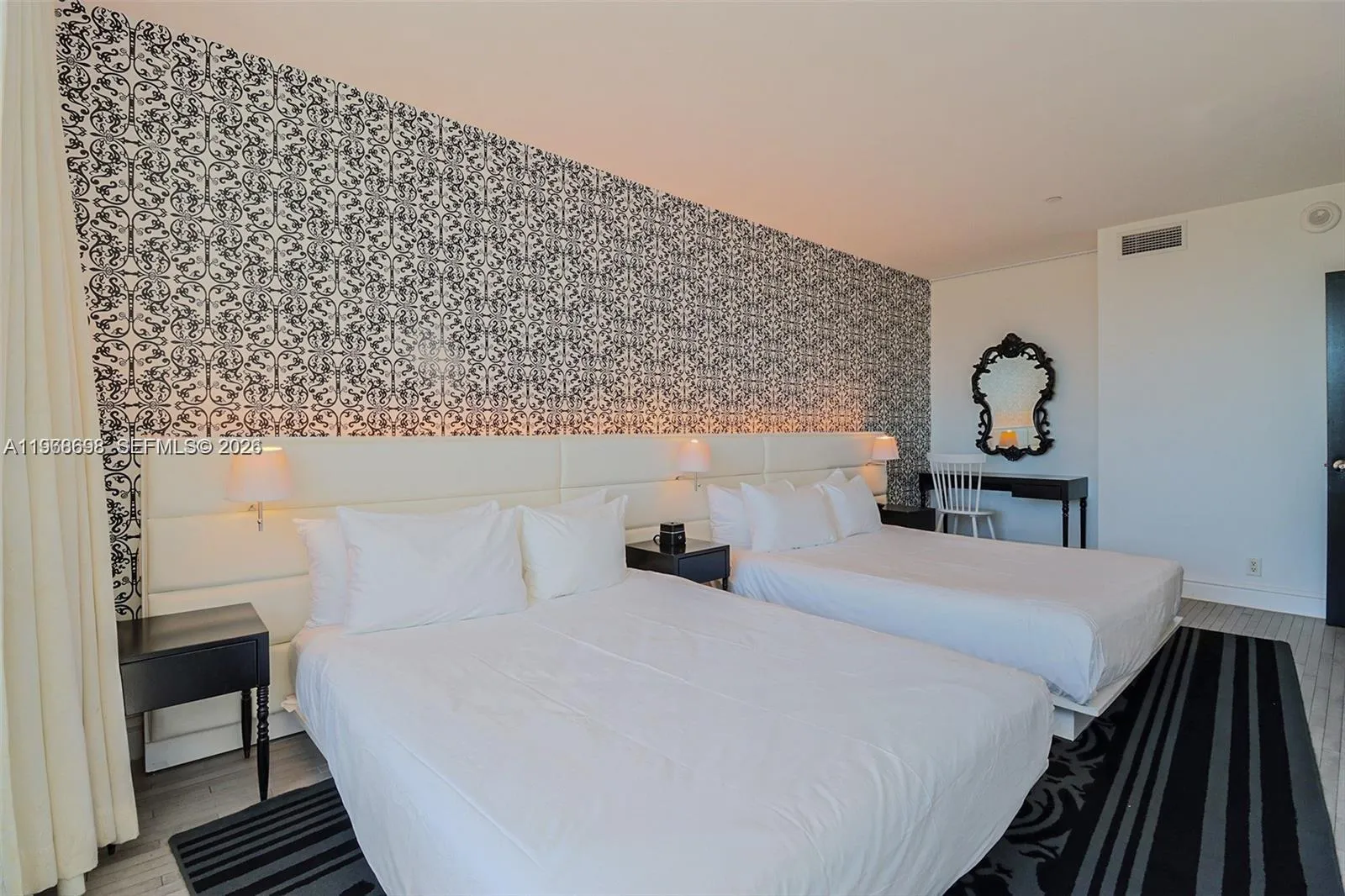 1100 West Ave 1617, Miami Beach, Florida 33139, Miami Beach, Florida 33139, 1 Bedroom Bedrooms, ,1 BathroomBathrooms,Residential,For Sale,1100 West Ave 1617, Miami Beach, Florida 33139,A11968698