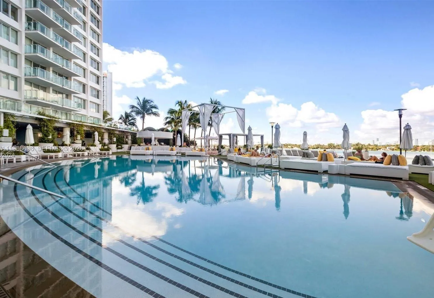 1100 West Ave 1617, Miami Beach, Florida 33139, Miami Beach, Florida 33139, 1 Bedroom Bedrooms, ,1 BathroomBathrooms,Residential,For Sale,1100 West Ave 1617, Miami Beach, Florida 33139,A11968698