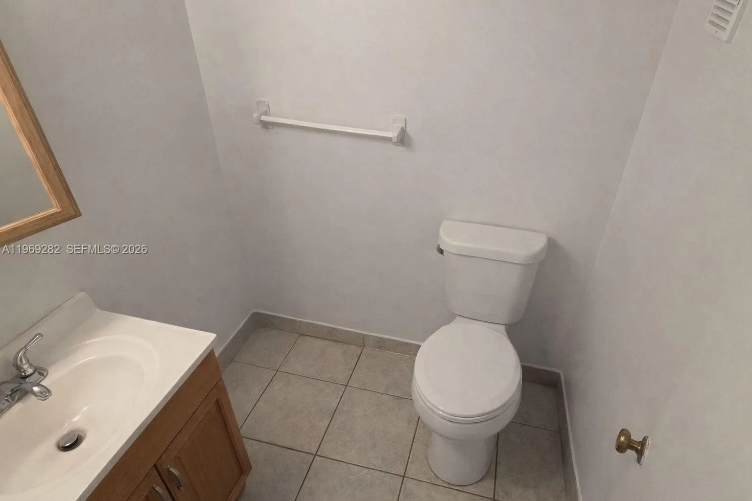 201 180th Dr 112, Sunny Isles Beach, Florida 33160, Sunny Isles Beach, Florida 33160, 1 Bedroom Bedrooms, ,1 BathroomBathrooms,Residential Lease,For Rent,201 180th Dr 112, Sunny Isles Beach, Florida 33160,A11969282