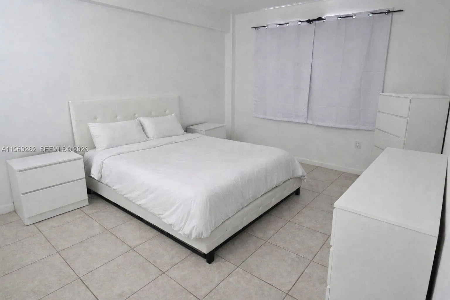 201 180th Dr 112, Sunny Isles Beach, Florida 33160, Sunny Isles Beach, Florida 33160, 1 Bedroom Bedrooms, ,1 BathroomBathrooms,Residential Lease,For Rent,201 180th Dr 112, Sunny Isles Beach, Florida 33160,A11969282