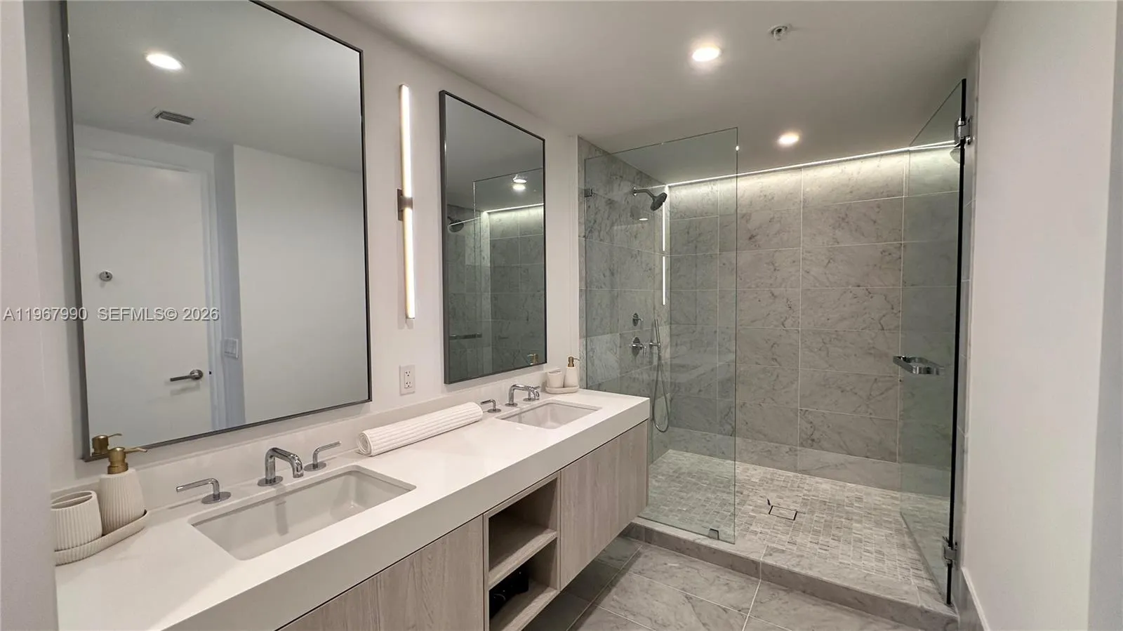 Miami Beach, Florida 33154, Miami Beach, Florida 33154, 3 Bedrooms Bedrooms, ,2 BathroomsBathrooms,Residential Lease,For Rent, Miami Beach, Florida 33154,A11967990