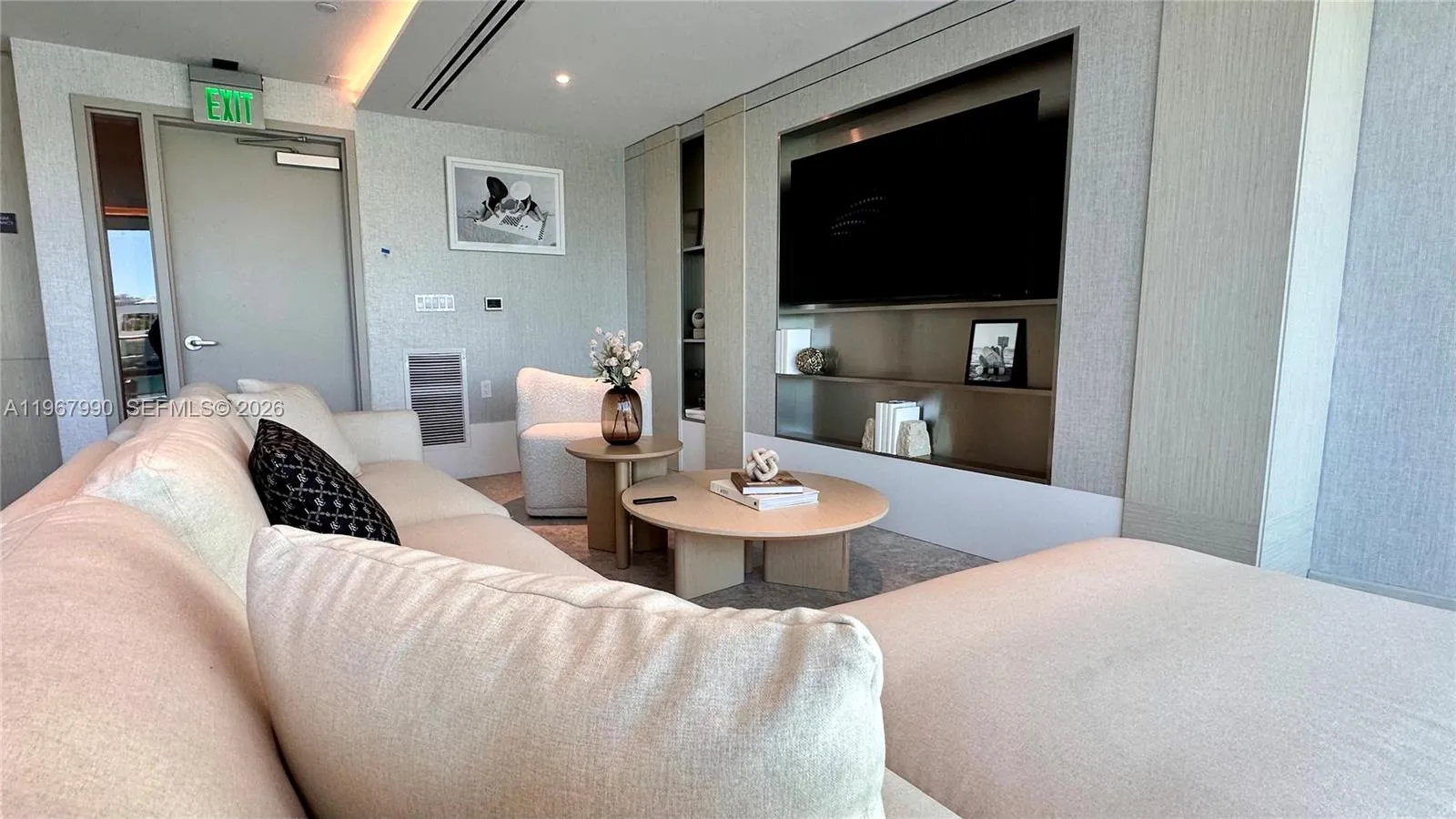 Miami Beach, Florida 33154, Miami Beach, Florida 33154, 3 Bedrooms Bedrooms, ,2 BathroomsBathrooms,Residential Lease,For Rent, Miami Beach, Florida 33154,A11967990