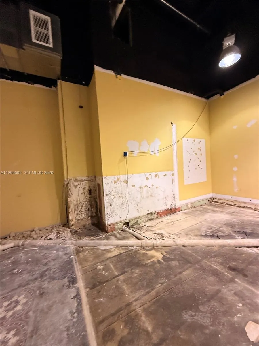 28 W Flagler St, Miami, Florida 33130, Miami, Florida 33130, ,Commercial Lease,For Rent,28 W Flagler St, Miami, Florida 33130,A11969303