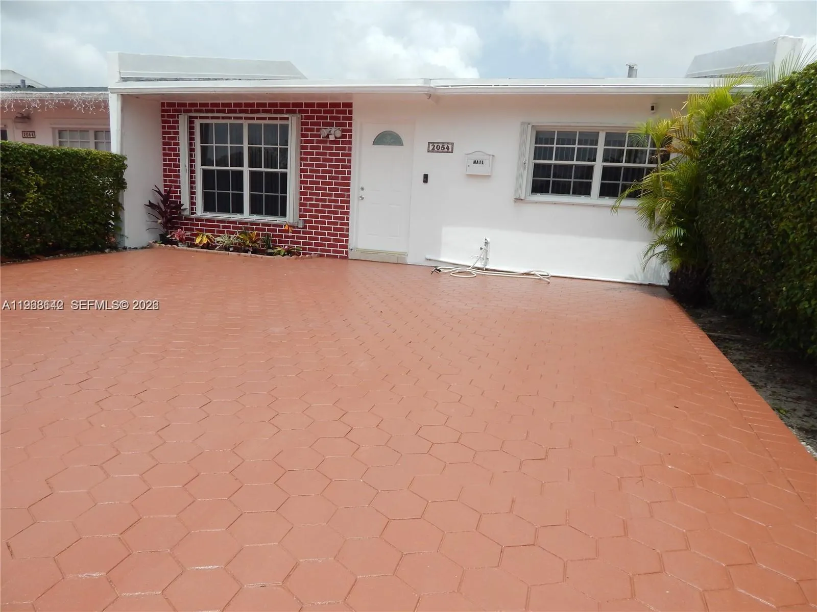 2054 Sw 102nd Ct, Miami, Florida 33165, Miami, Florida 33165, 2 Bedrooms Bedrooms, ,1 BathroomBathrooms,Residential,For Sale,2054 Sw 102nd Ct, Miami, Florida 33165,A11968642
