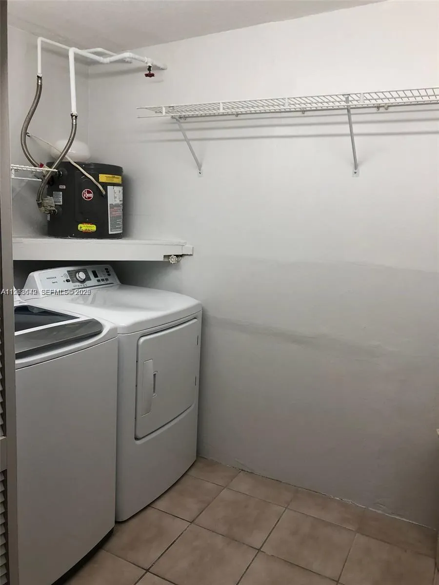 2054 Sw 102nd Ct, Miami, Florida 33165, Miami, Florida 33165, 2 Bedrooms Bedrooms, ,1 BathroomBathrooms,Residential,For Sale,2054 Sw 102nd Ct, Miami, Florida 33165,A11968642