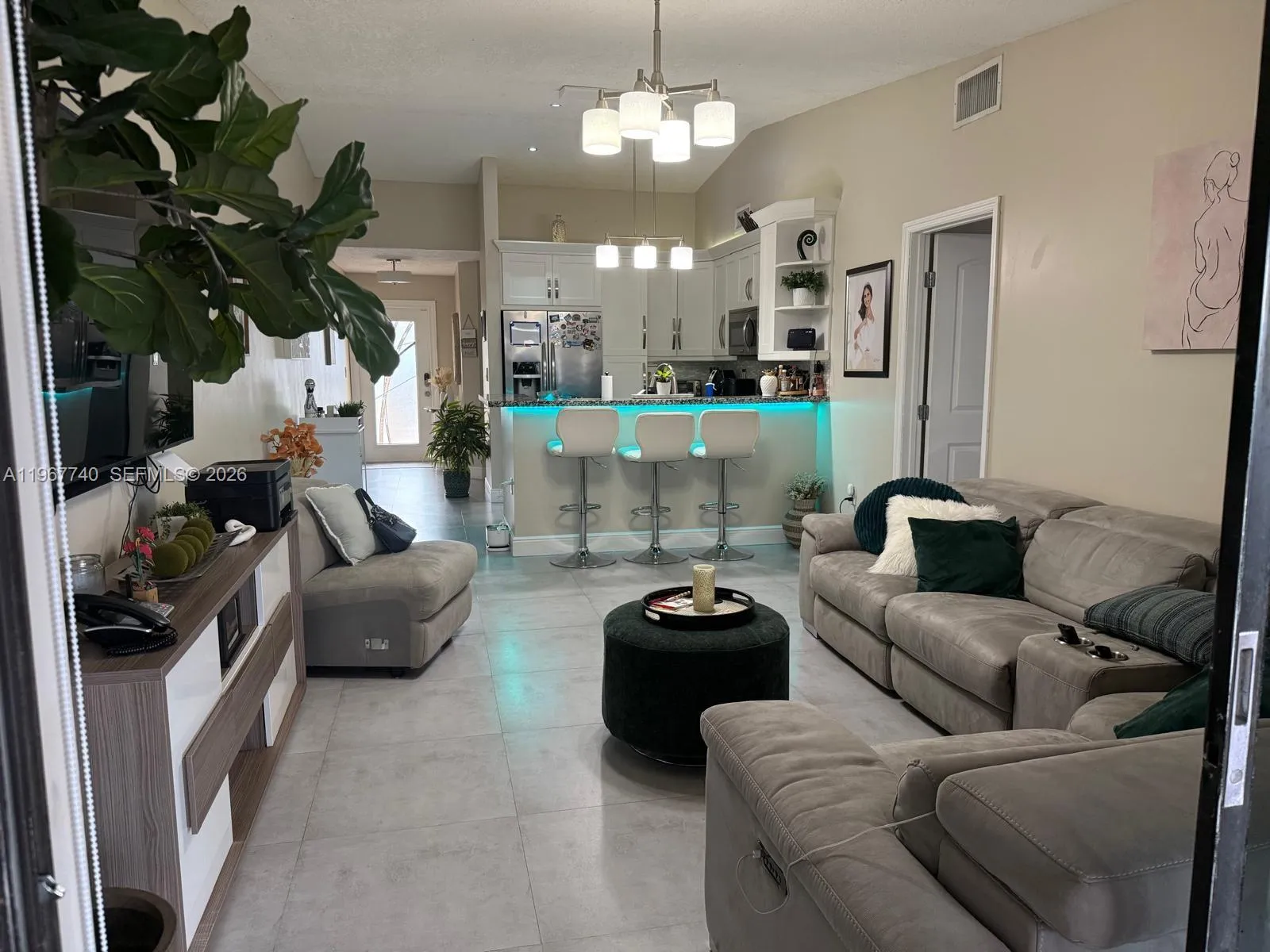 1312 Sw 135th Pl, Miami, Florida 33184, Miami, Florida 33184, 3 Bedrooms Bedrooms, ,2 BathroomsBathrooms,Residential,For Sale,1312 Sw 135th Pl, Miami, Florida 33184,A11967740