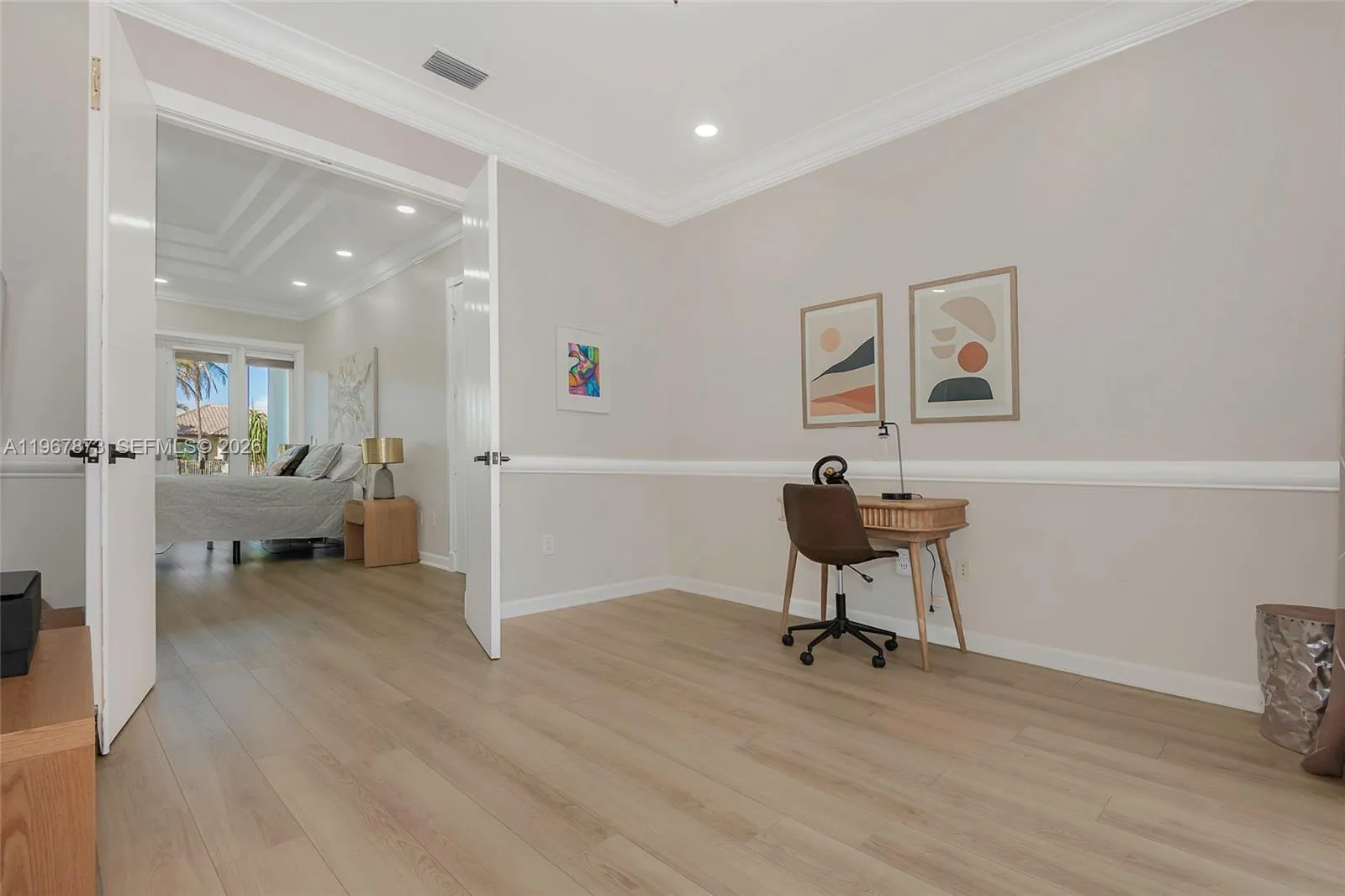622 E Enclave Cir E, Pembroke Pines, Florida 33027, Pembroke Pines, Florida 33027, 5 Bedrooms Bedrooms, ,4 BathroomsBathrooms,Residential,For Sale,622 E Enclave Cir E, Pembroke Pines, Florida 33027,A11967873