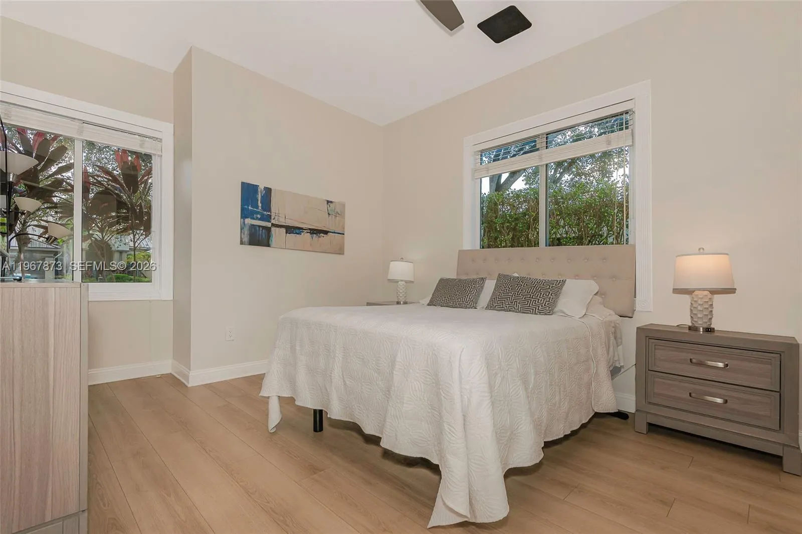 622 E Enclave Cir E, Pembroke Pines, Florida 33027, Pembroke Pines, Florida 33027, 5 Bedrooms Bedrooms, ,4 BathroomsBathrooms,Residential,For Sale,622 E Enclave Cir E, Pembroke Pines, Florida 33027,A11967873