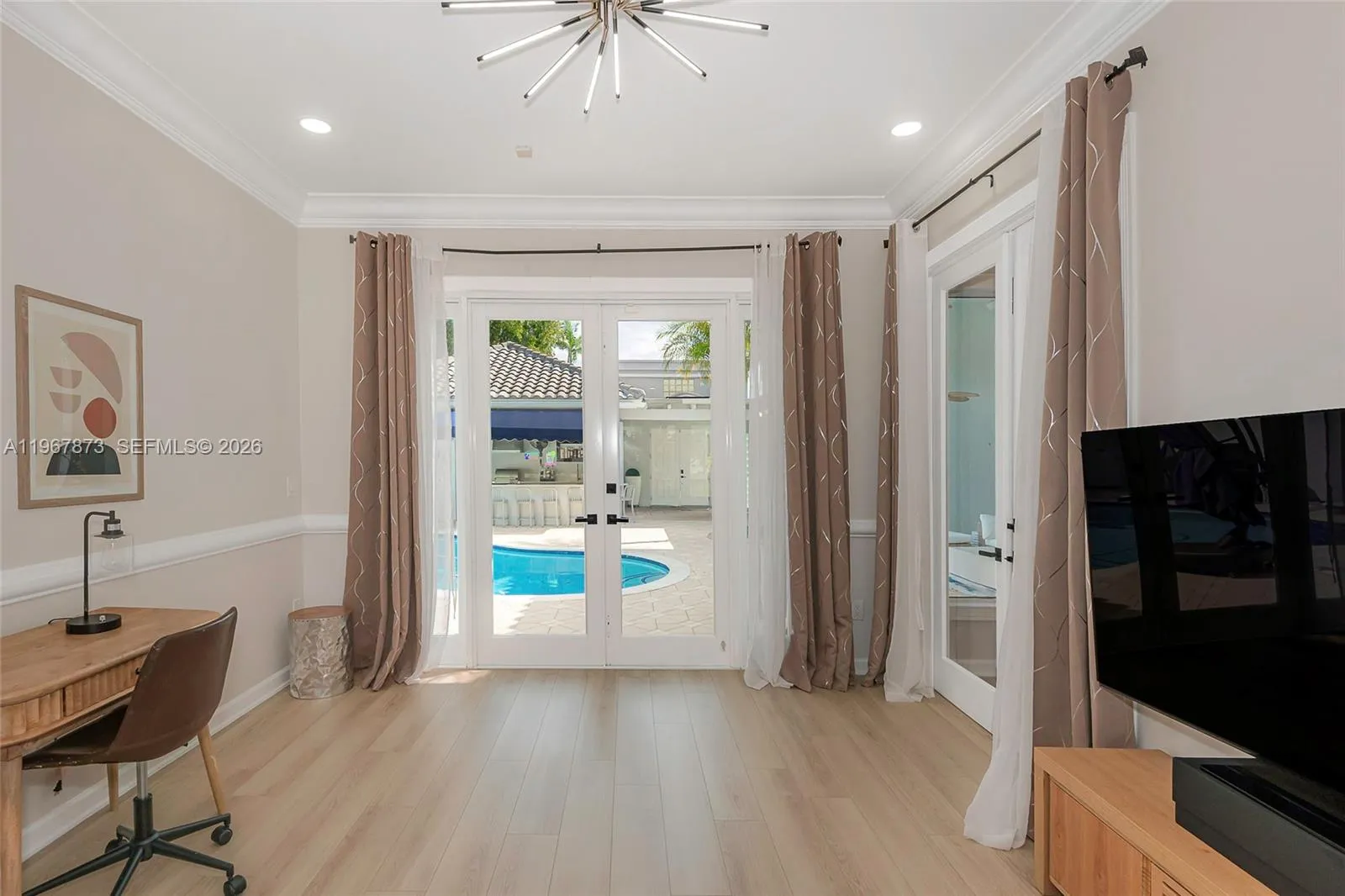 622 E Enclave Cir E, Pembroke Pines, Florida 33027, Pembroke Pines, Florida 33027, 5 Bedrooms Bedrooms, ,4 BathroomsBathrooms,Residential,For Sale,622 E Enclave Cir E, Pembroke Pines, Florida 33027,A11967873