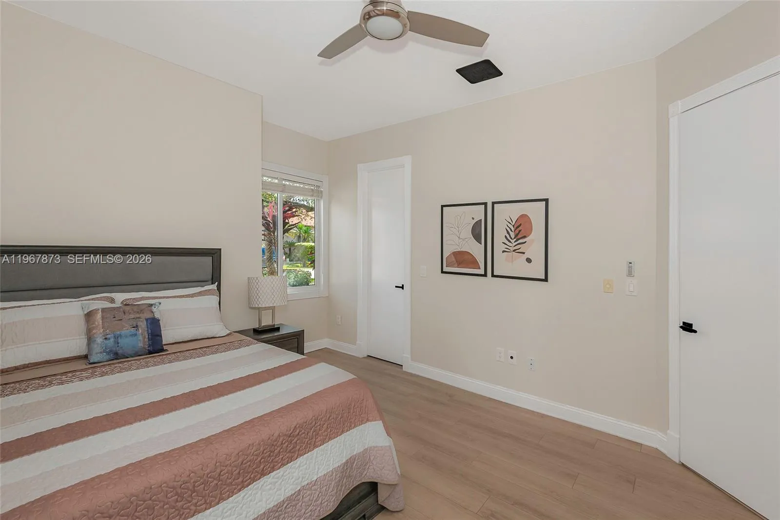 622 E Enclave Cir E, Pembroke Pines, Florida 33027, Pembroke Pines, Florida 33027, 5 Bedrooms Bedrooms, ,4 BathroomsBathrooms,Residential,For Sale,622 E Enclave Cir E, Pembroke Pines, Florida 33027,A11967873