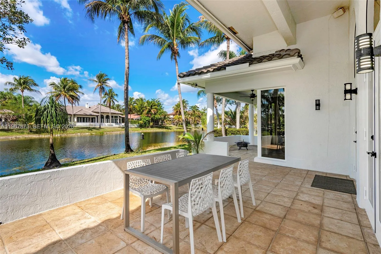 622 E Enclave Cir E, Pembroke Pines, Florida 33027, Pembroke Pines, Florida 33027, 5 Bedrooms Bedrooms, ,4 BathroomsBathrooms,Residential,For Sale,622 E Enclave Cir E, Pembroke Pines, Florida 33027,A11967873