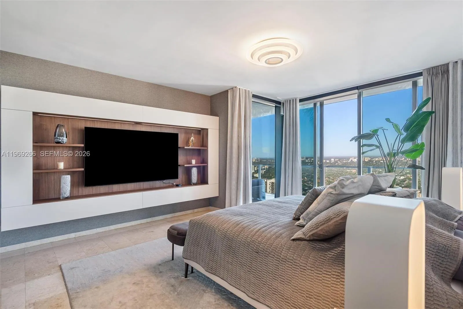 88 Sw 7th St 3801, Miami, Florida 33130, Miami, Florida 33130, 4 Bedrooms Bedrooms, ,4 BathroomsBathrooms,Residential,For Sale,88 Sw 7th St 3801, Miami, Florida 33130,A11969266