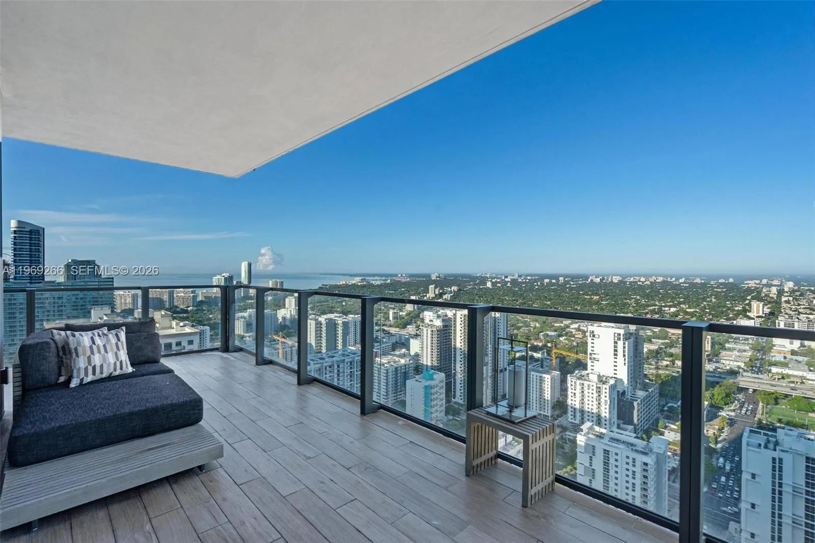 88 Sw 7th St 3801, Miami, Florida 33130, Miami, Florida 33130, 4 Bedrooms Bedrooms, ,4 BathroomsBathrooms,Residential,For Sale,88 Sw 7th St 3801, Miami, Florida 33130,A11969266