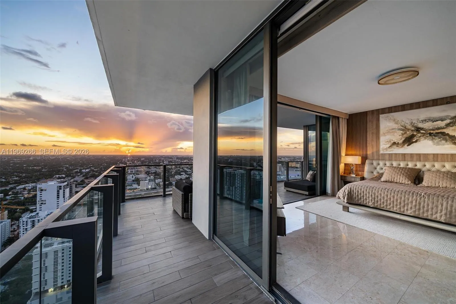 88 Sw 7th St 3801, Miami, Florida 33130, Miami, Florida 33130, 4 Bedrooms Bedrooms, ,4 BathroomsBathrooms,Residential,For Sale,88 Sw 7th St 3801, Miami, Florida 33130,A11969266