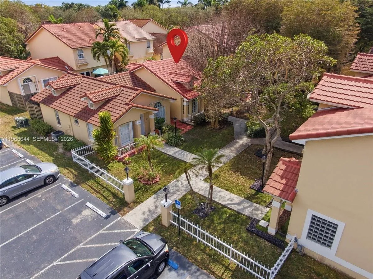 15246 Sw 111th St, Miami, Florida 33196, Miami, Florida 33196, 2 Bedrooms Bedrooms, ,2 BathroomsBathrooms,Residential,For Sale,15246 Sw 111th St, Miami, Florida 33196,A11968644