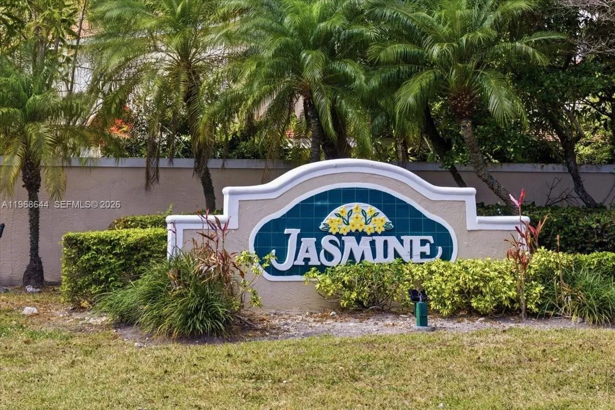 15246 Sw 111th St, Miami, Florida 33196, Miami, Florida 33196, 2 Bedrooms Bedrooms, ,2 BathroomsBathrooms,Residential,For Sale,15246 Sw 111th St, Miami, Florida 33196,A11968644