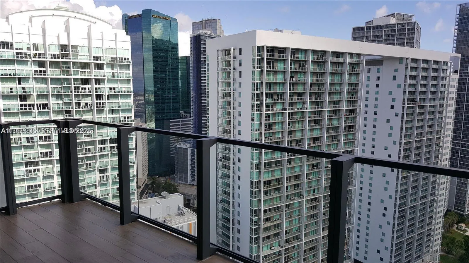 68 Se 6th St 3305, Miami, Florida 33131, Miami, Florida 33131, 1 Bedroom Bedrooms, ,1 BathroomBathrooms,Residential,For Sale,68 Se 6th St 3305, Miami, Florida 33131,A11969235