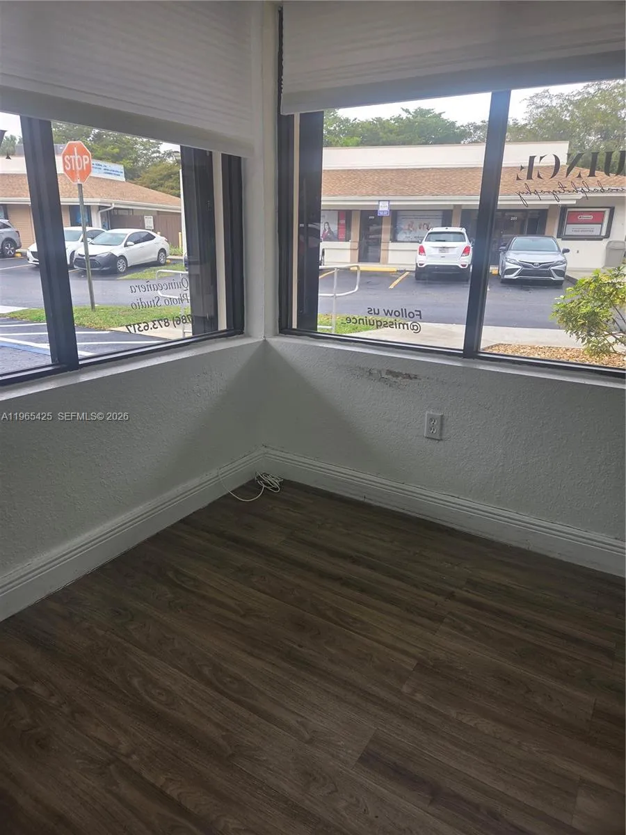9260 Hammocks Blvd 404, Miami, Florida 33196, Miami, Florida 33196, ,Commercial Lease,For Rent,9260 Hammocks Blvd 404, Miami, Florida 33196,A11965425