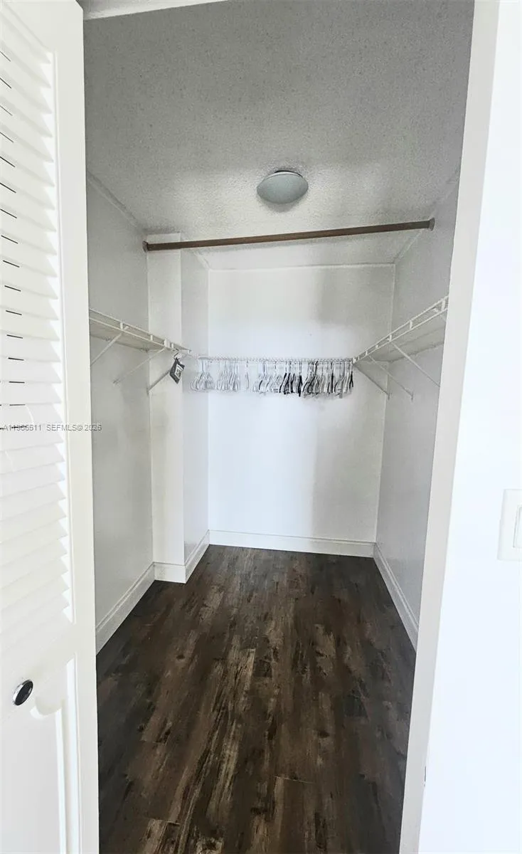 1000 Parkview Dr 605, Hallandale Beach, Florida 33, Hallandale Beach, Florida 33009, 1 Bedroom Bedrooms, ,1 BathroomBathrooms,Residential Lease,For Rent,1000 Parkview Dr 605, Hallandale Beach, Florida 33,A11966511