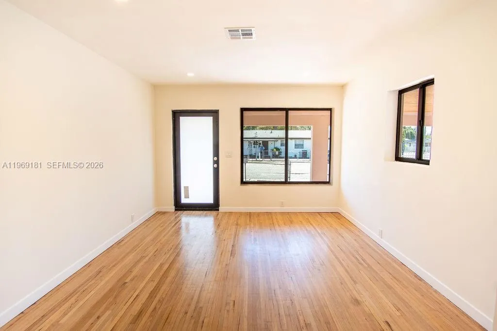 415 E 52nd St, Hialeah, Florida 33013, Hialeah, Florida 33013, 3 Bedrooms Bedrooms, ,1 BathroomBathrooms,Residential,For Sale,415 E 52nd St, Hialeah, Florida 33013,A11969181