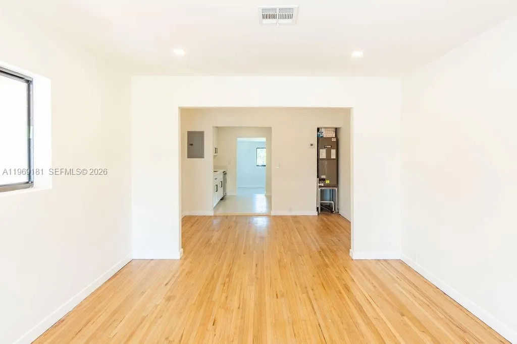 415 E 52nd St, Hialeah, Florida 33013, Hialeah, Florida 33013, 3 Bedrooms Bedrooms, ,1 BathroomBathrooms,Residential,For Sale,415 E 52nd St, Hialeah, Florida 33013,A11969181