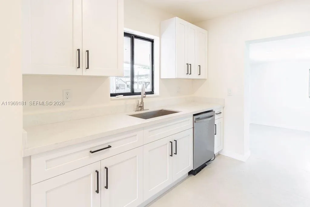 415 E 52nd St, Hialeah, Florida 33013, Hialeah, Florida 33013, 3 Bedrooms Bedrooms, ,1 BathroomBathrooms,Residential,For Sale,415 E 52nd St, Hialeah, Florida 33013,A11969181