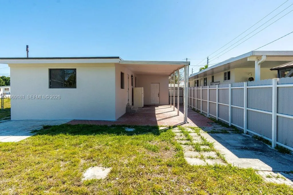 415 E 52nd St, Hialeah, Florida 33013, Hialeah, Florida 33013, 3 Bedrooms Bedrooms, ,1 BathroomBathrooms,Residential,For Sale,415 E 52nd St, Hialeah, Florida 33013,A11969181